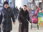 На десять девчонок-девять ребят…
