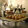 В каждый кулич, словно, душу вкладываешь