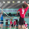 Спортивная встреча на волейбольном поле