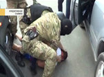 Повязали прямо на улице