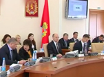Работали, засучив рукава