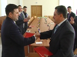 Крепкое рукопожатие
