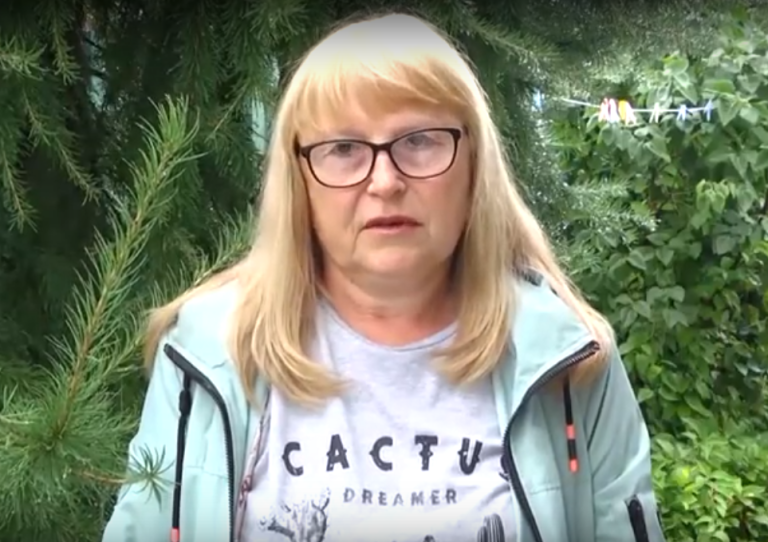 Конфликт между жителями и соседом-пасечником на улице Окская, о котором мы рассказывали ранее, близится к разрешению.