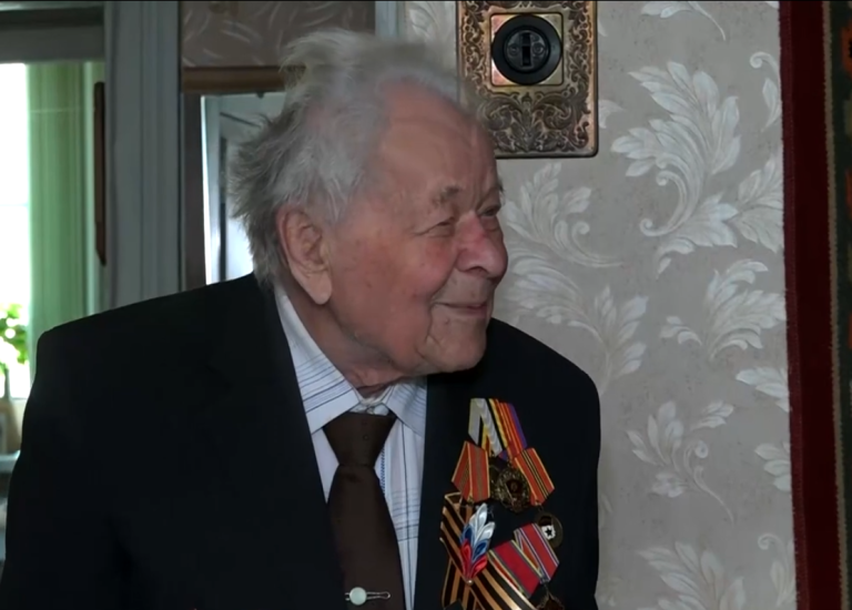 79 лет назад советские войска нанесли разгромный удар по немецко-фашистским захватчикам под Сталинградом