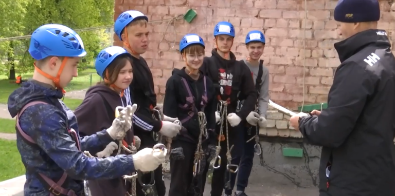 В условиях полевого лагеря. Муромские школьники оказались в числе лучших по итогам областной «Школы безопасности-2022»