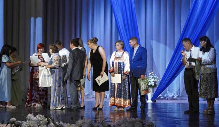 «Моя семья»: межрегиональный фестиваль объединил тех, чья любовь не знает преград!