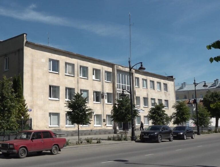 В Муроме 15-летний подросток украл планшет из сетевого магазина электроники